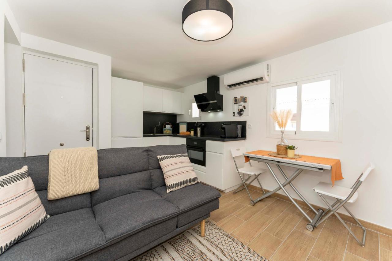 Apartamento 2 Dormitorios Cerca De La Playa En Casco Historico 에스테포나 외부 사진